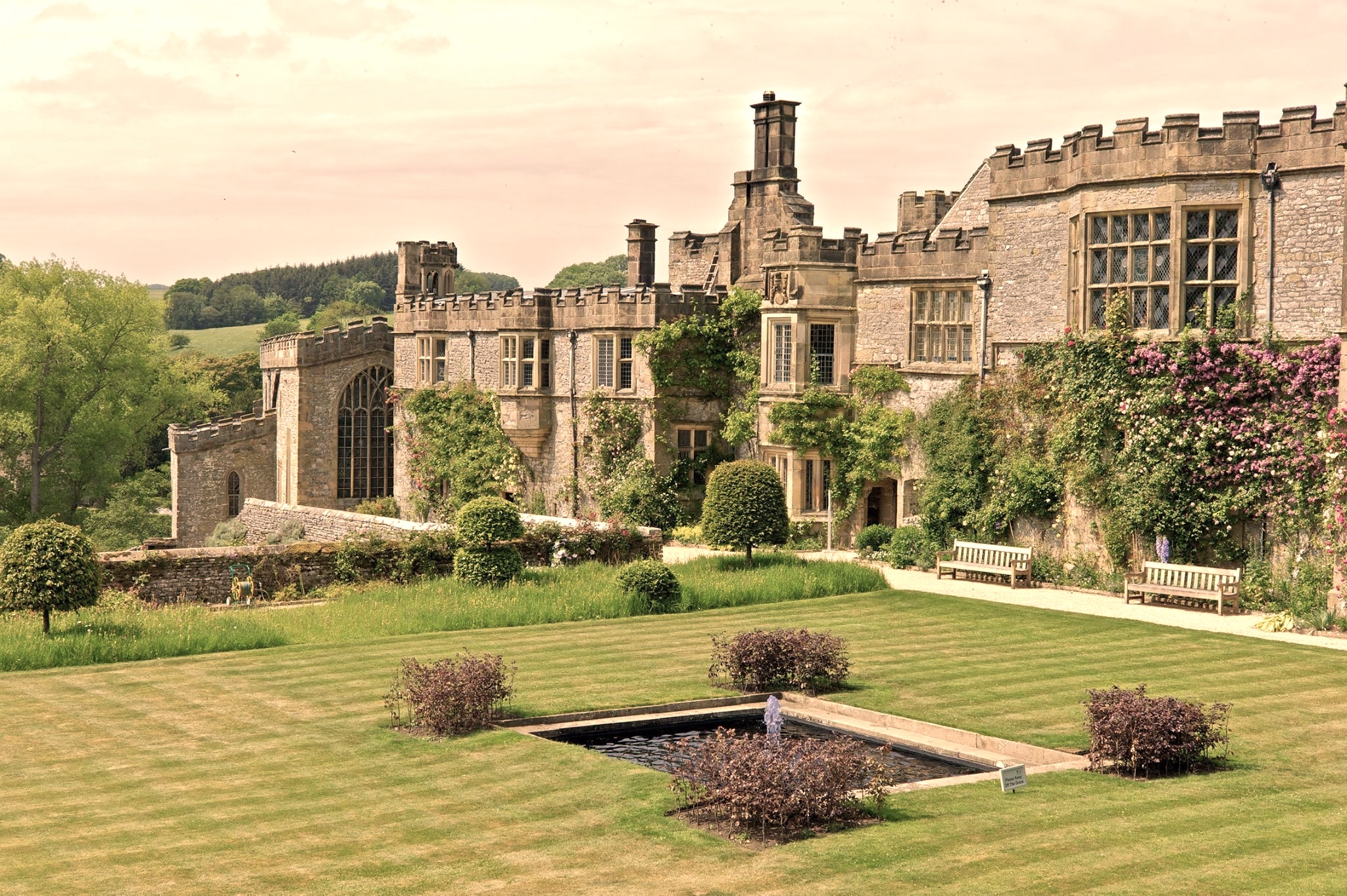 Haddon_Hall